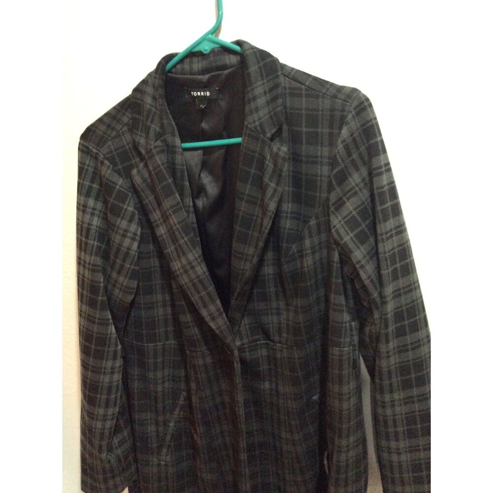 Torrid Black Plaid Trench Coat - Picture 9 of 9